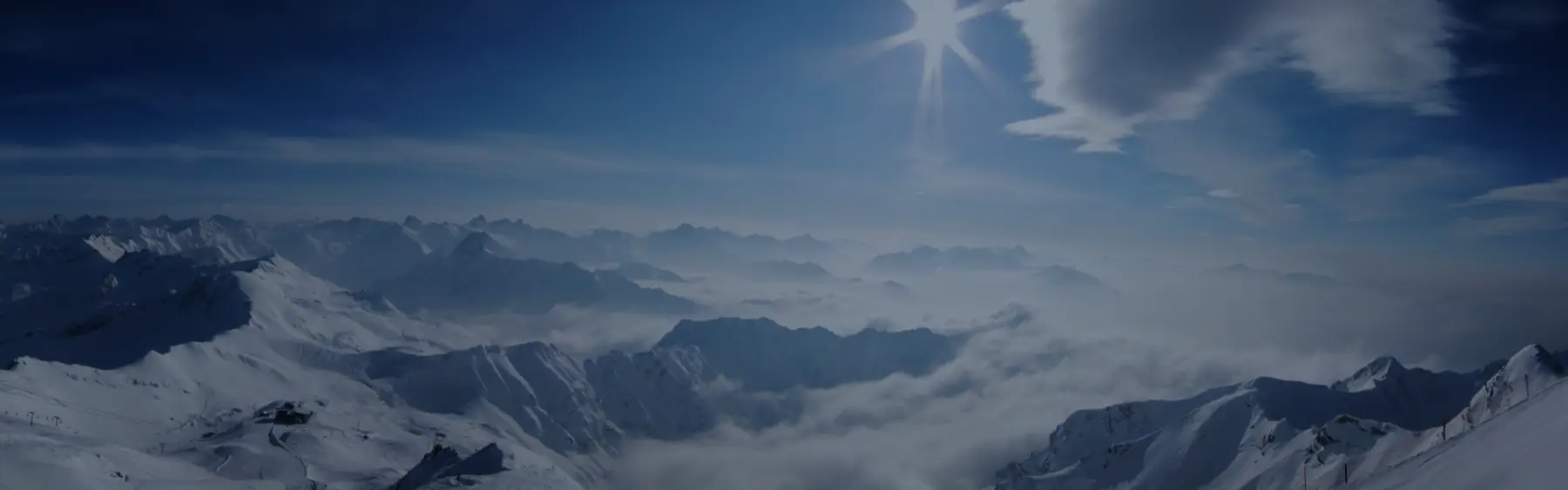 Allgäuer Alpen über dem Wolkenmeer